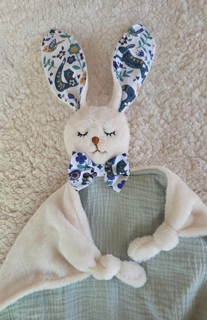 Doudou Lapin Vert Amande
