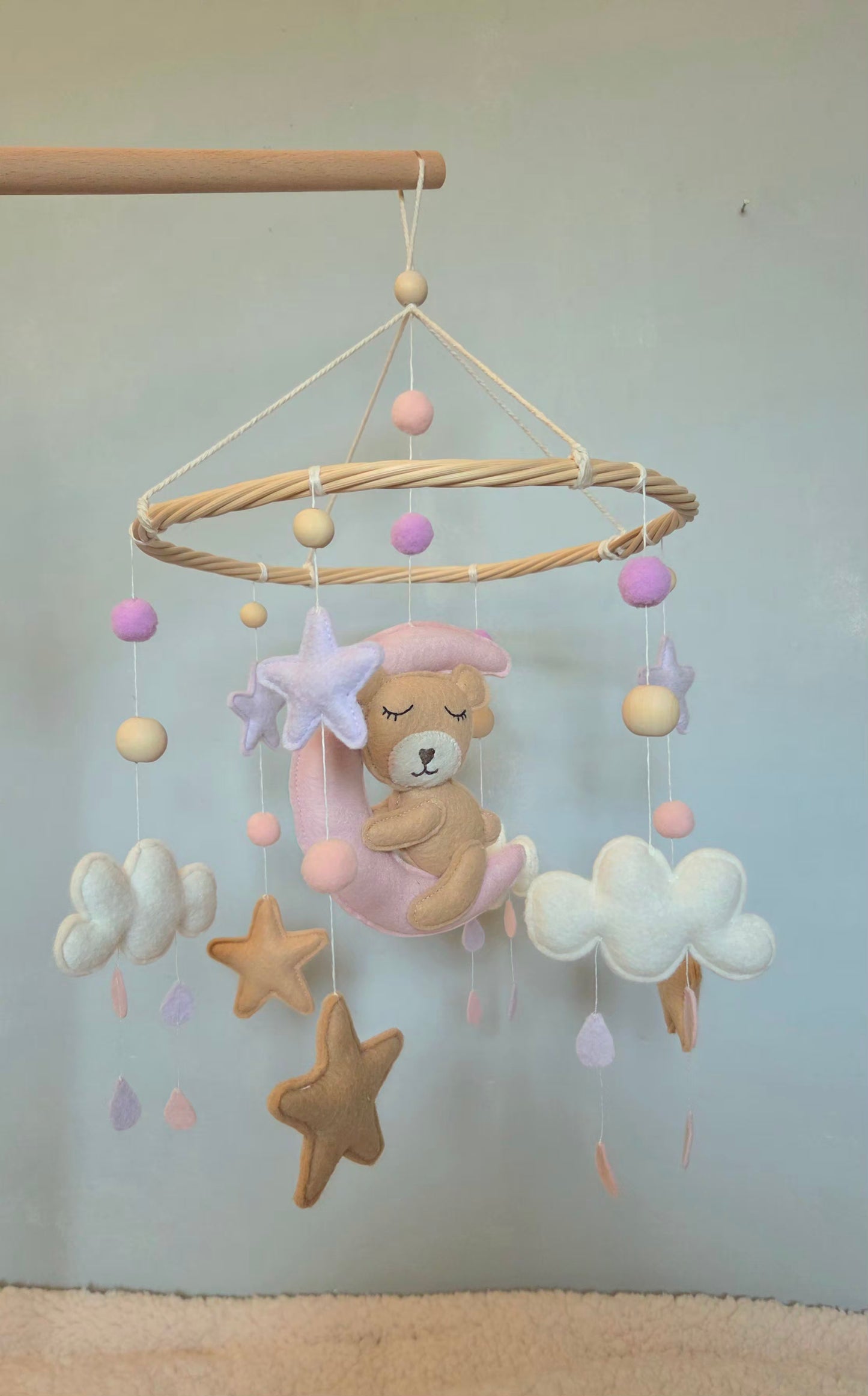 Mobile Bébé Ourson et Lune Rose