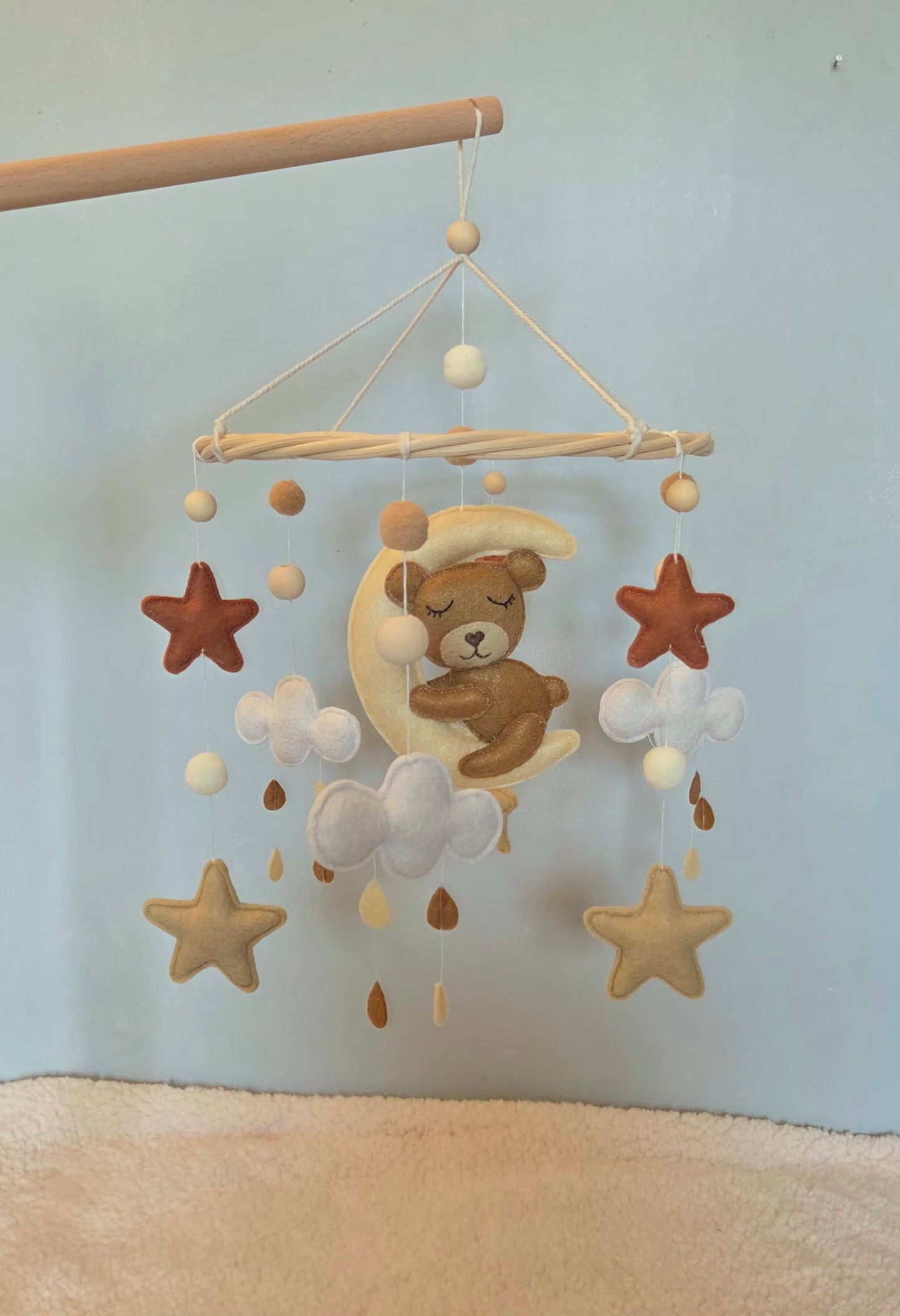 Mobile Bébé Ourson et Lune
