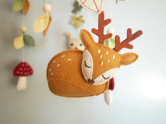 Mobile Bébé Forêt Champignons