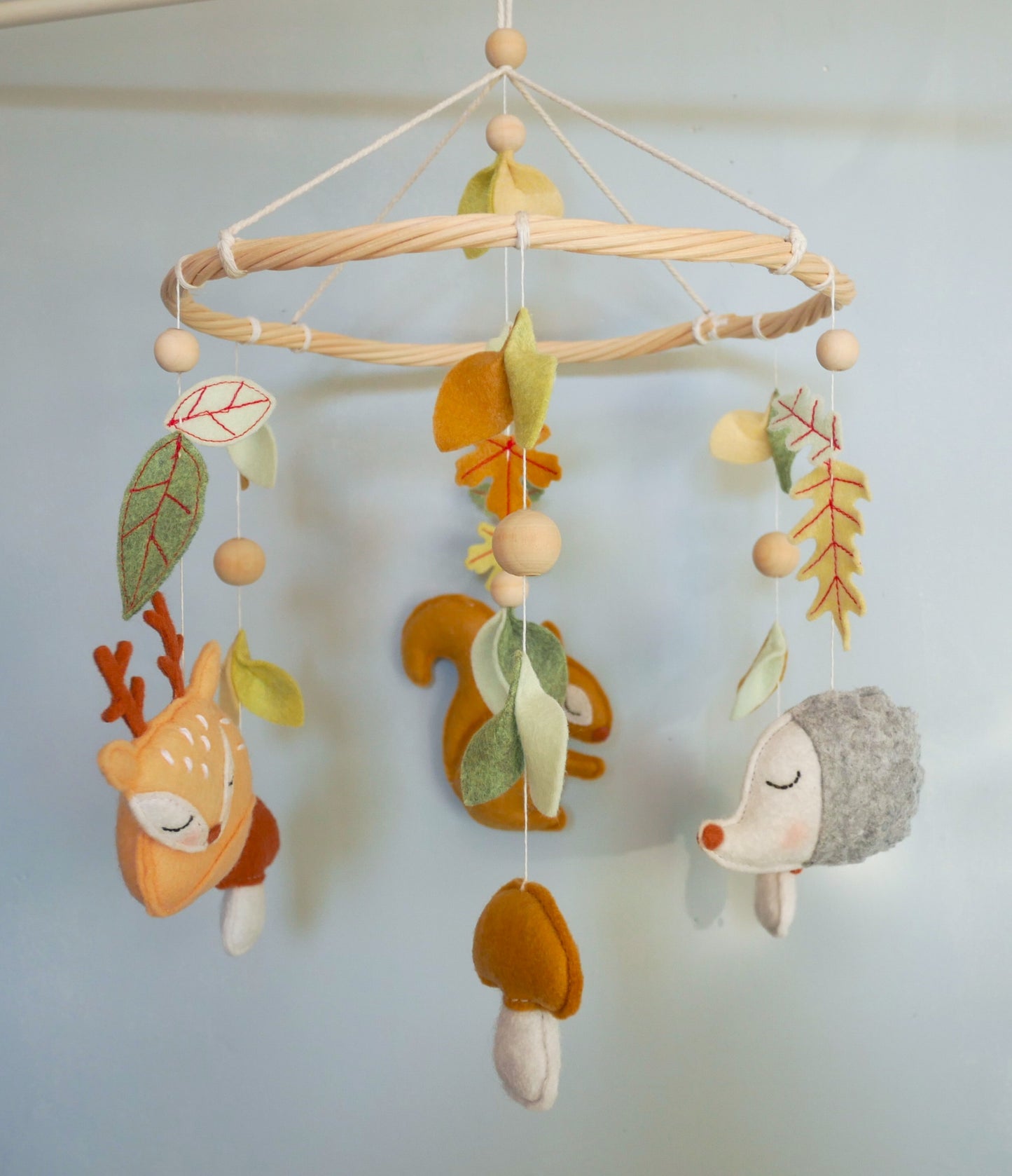 Mobile Bébé Forêt Biche, Ecureuil