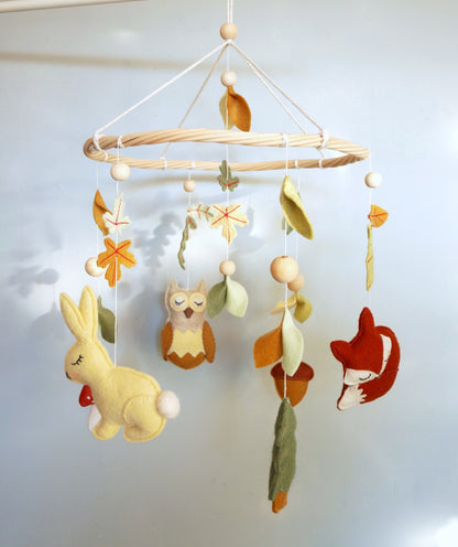 Mobile Bébé Forêt Chouette