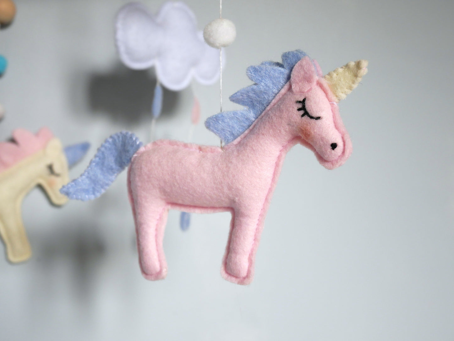 Mobile Bébé Licornes