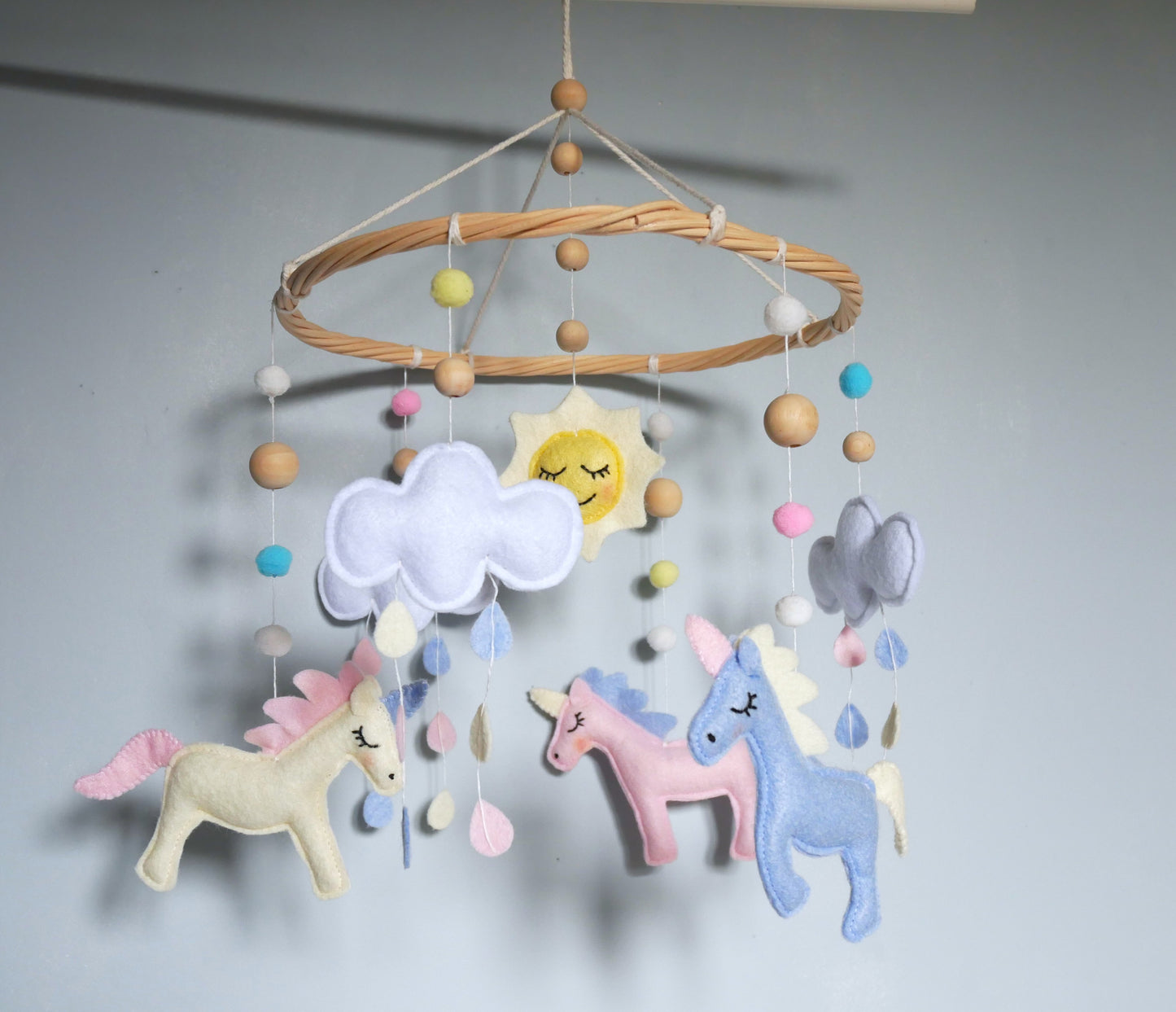 Mobile Bébé Licornes